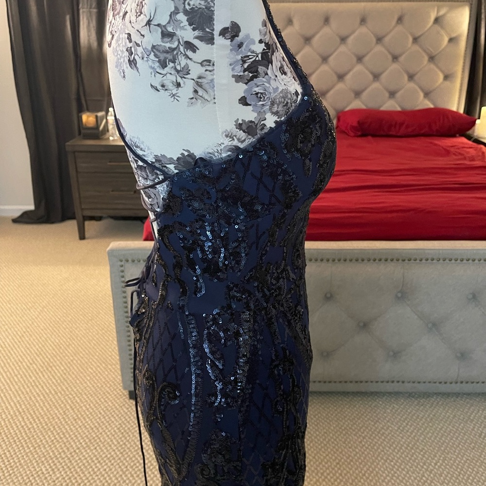 Bariano (Australian) Designer Evening Gown - Picture 5 of 15